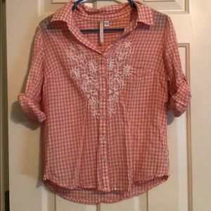 Cute top from LC Lauren Conrad